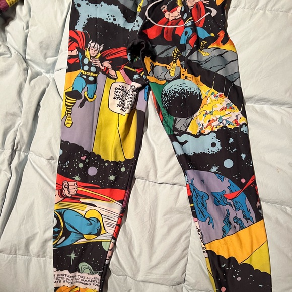 ULTRA RARE Black Milk Rainbow Bridge Thor Snuggle Suit Size Large Marvel - Picture 13 of 14